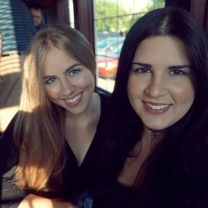 Meet your Posher, Izzy